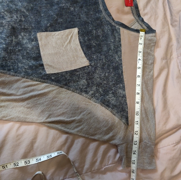 LAST CHANCE Akira Loose Fit Bat Wing Top - Picture 16 of 16